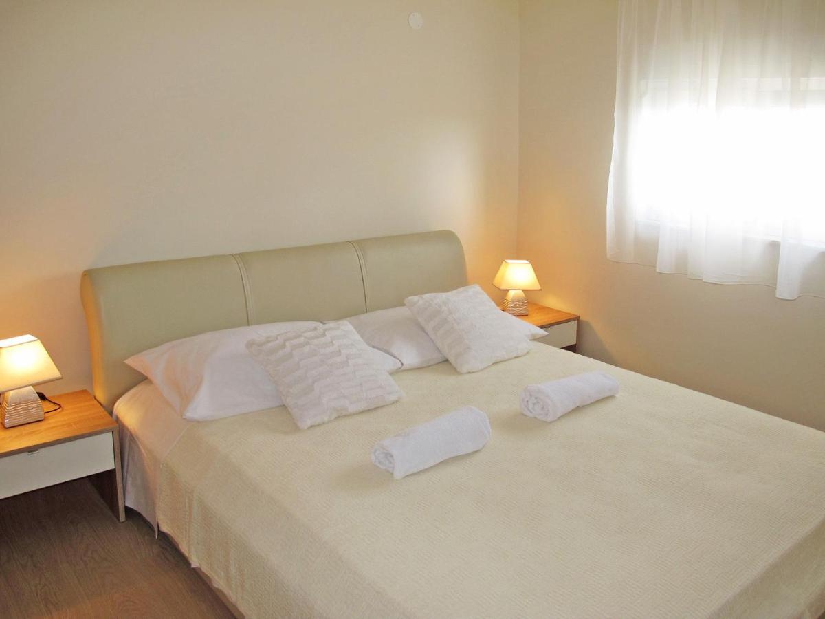 Holiday Home Silvija - Zad107 By Interhome Zadar Exterior foto